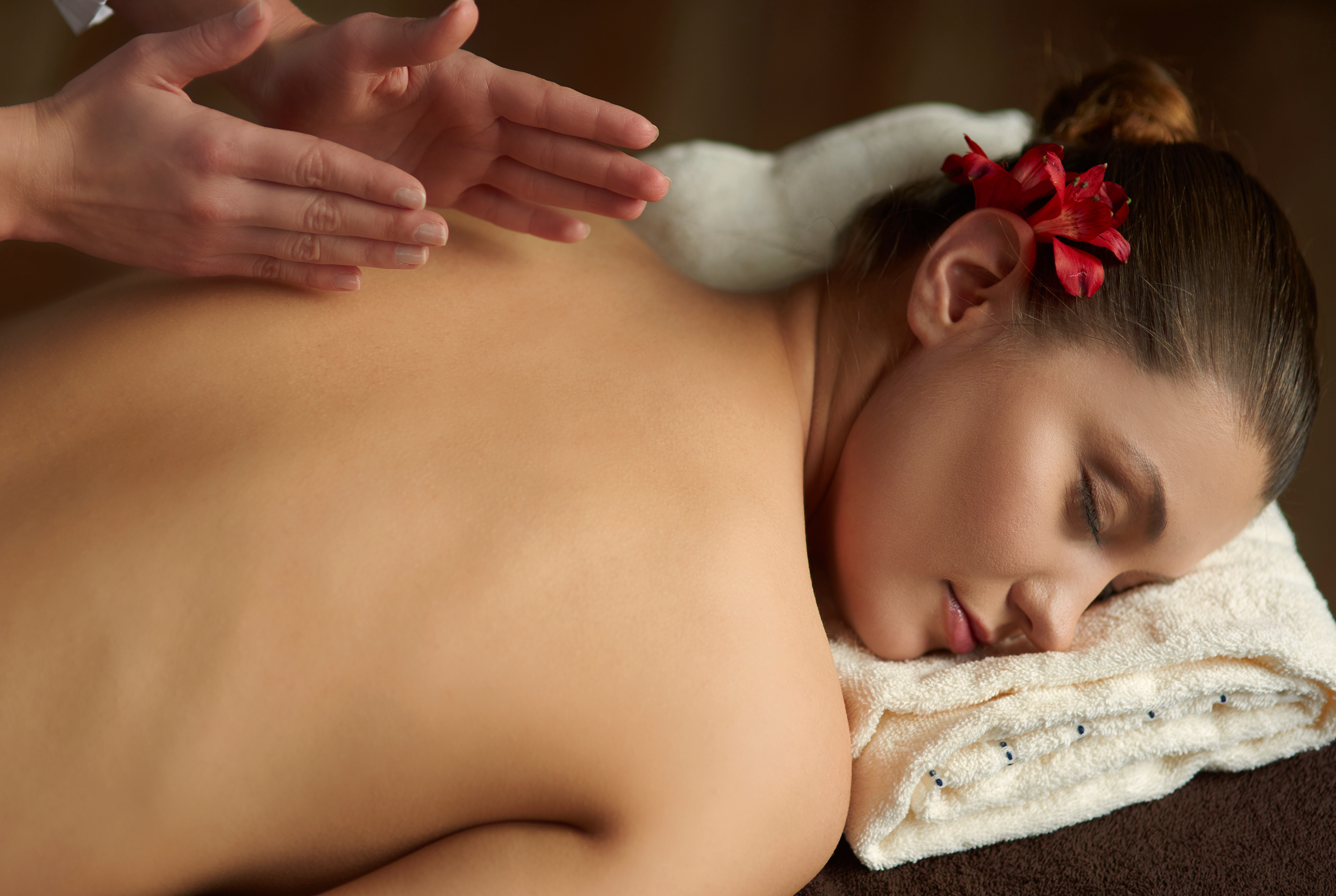 Hawaiianische Lomi Lomi Massage im ZenCode Düsseldorf